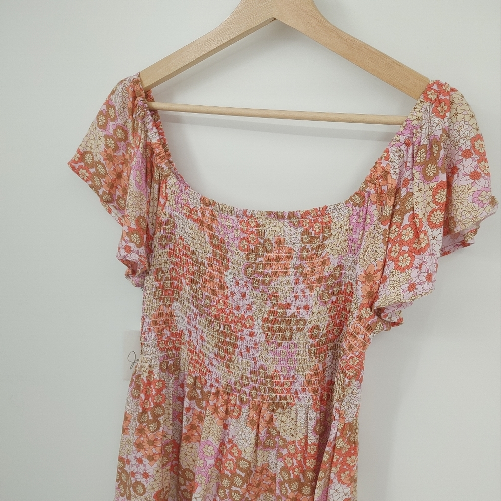 Japna Floral Ruched Peasant Blouse - Picture 5 of 5